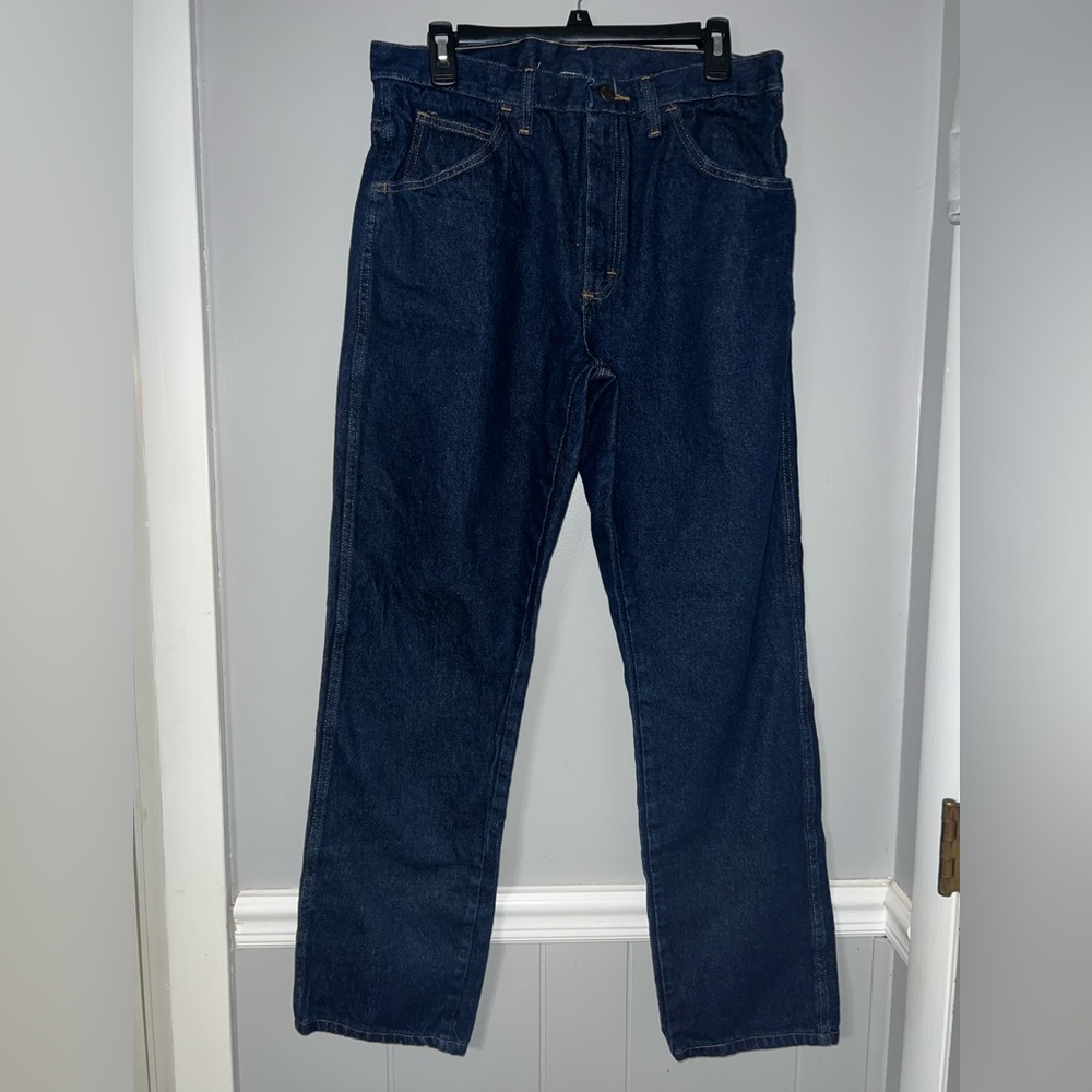 Mens RUSTLER blue jeans straight leg size 33 x 32